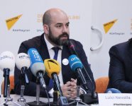 İtaliyalı müşahidəçilər: Azərbaycanda prezident seçkilərində KİV-lərin işi üçün bütün şərait yaradılmışdı (FOTO)