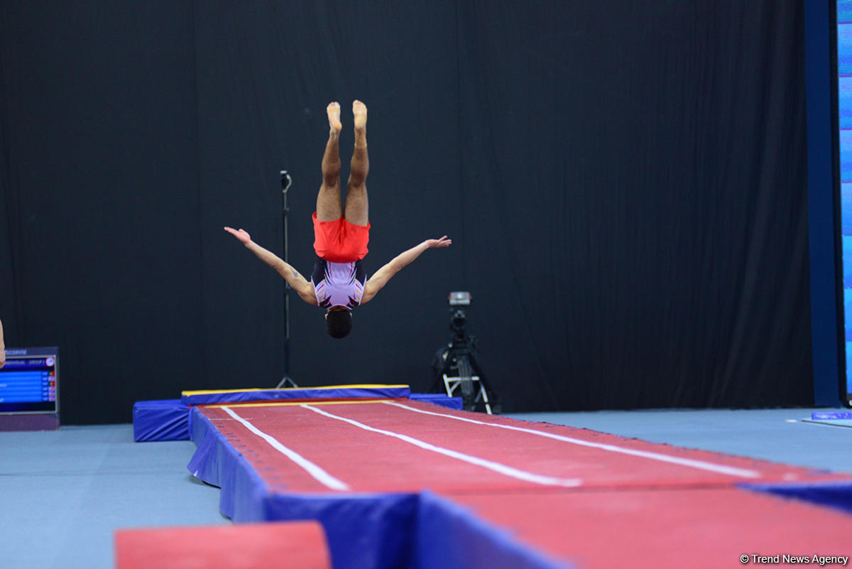 Bakıda batut gimnastikası, ikili mini-batut və tamblinq üzrə Avropa çempionatının birinci günü start götürüb (FOTO)