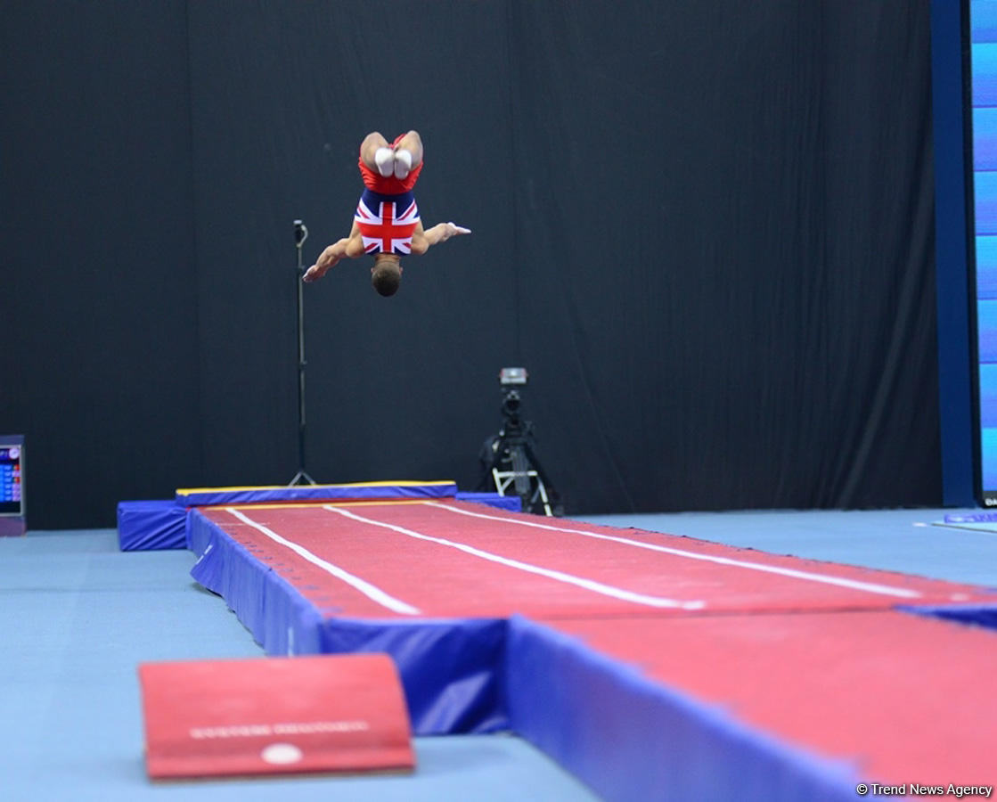 Bakıda batut gimnastikası, ikili mini-batut və tamblinq üzrə Avropa çempionatının birinci günü start götürüb (FOTO)