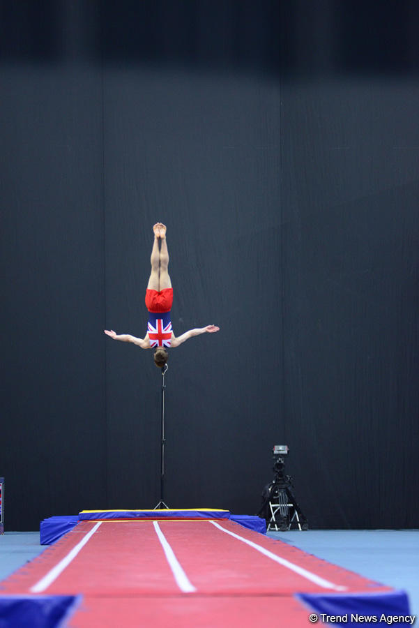 Bakıda batut gimnastikası, ikili mini-batut və tamblinq üzrə Avropa çempionatının birinci günü start götürüb (FOTO)