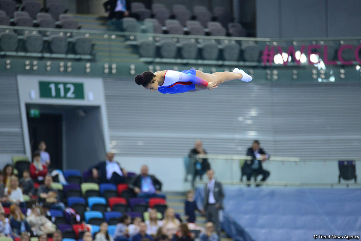 Bakıda batut gimnastikası, ikili mini-batut və tamblinq üzrə Avropa çempionatının birinci günü start götürüb (FOTO)