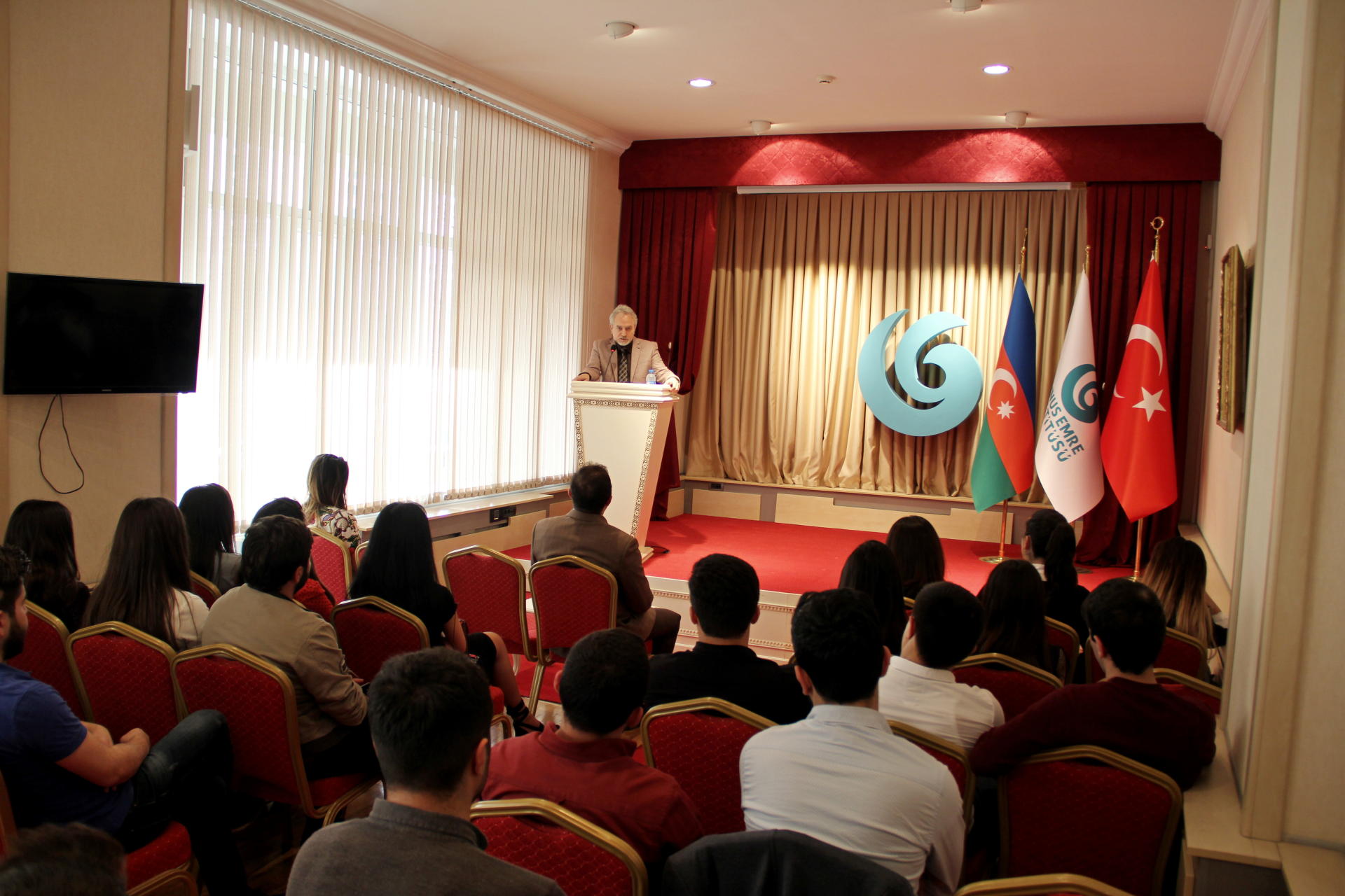 Bilik Fondunun təcrübəçiləri Bakı Yunus Emre İnstitutunun qonağı oldular (FOTO)