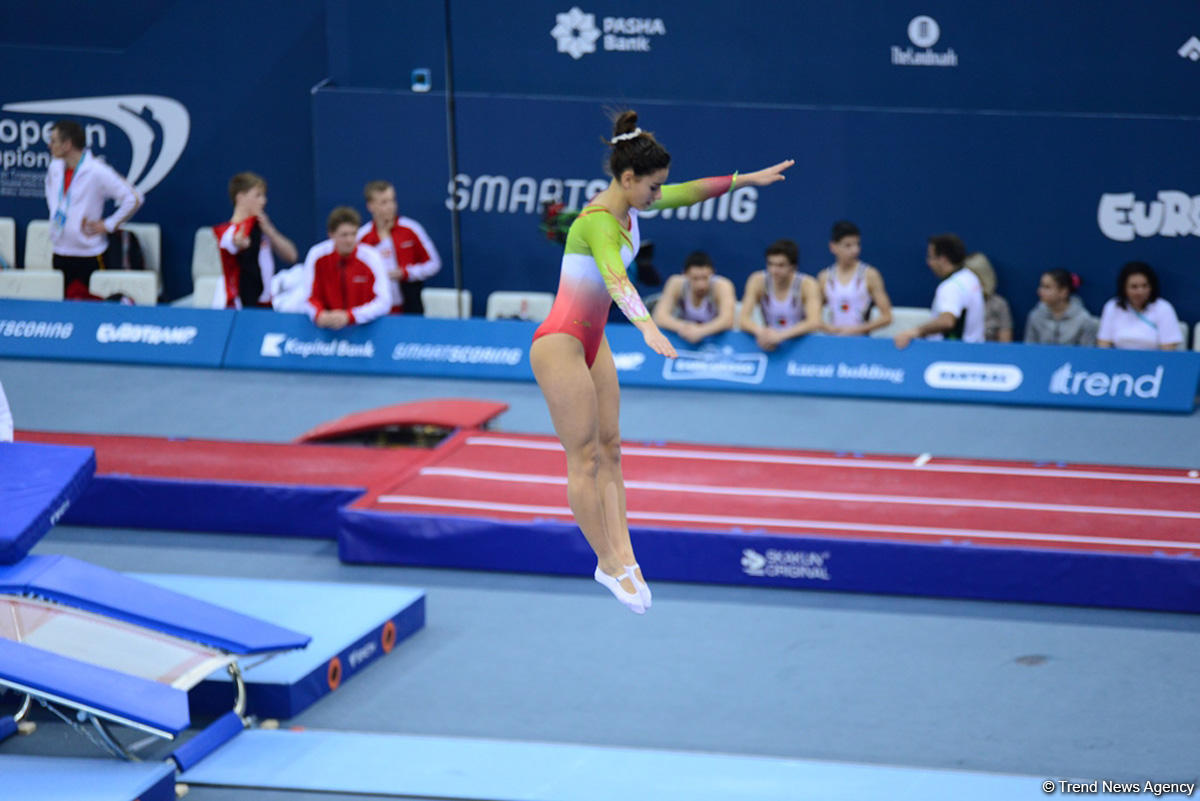 Bakıda batut gimnastikası və tamblinq üzrə Avropa çempionatında əsrarəngiz çıxışların FOTOLARI