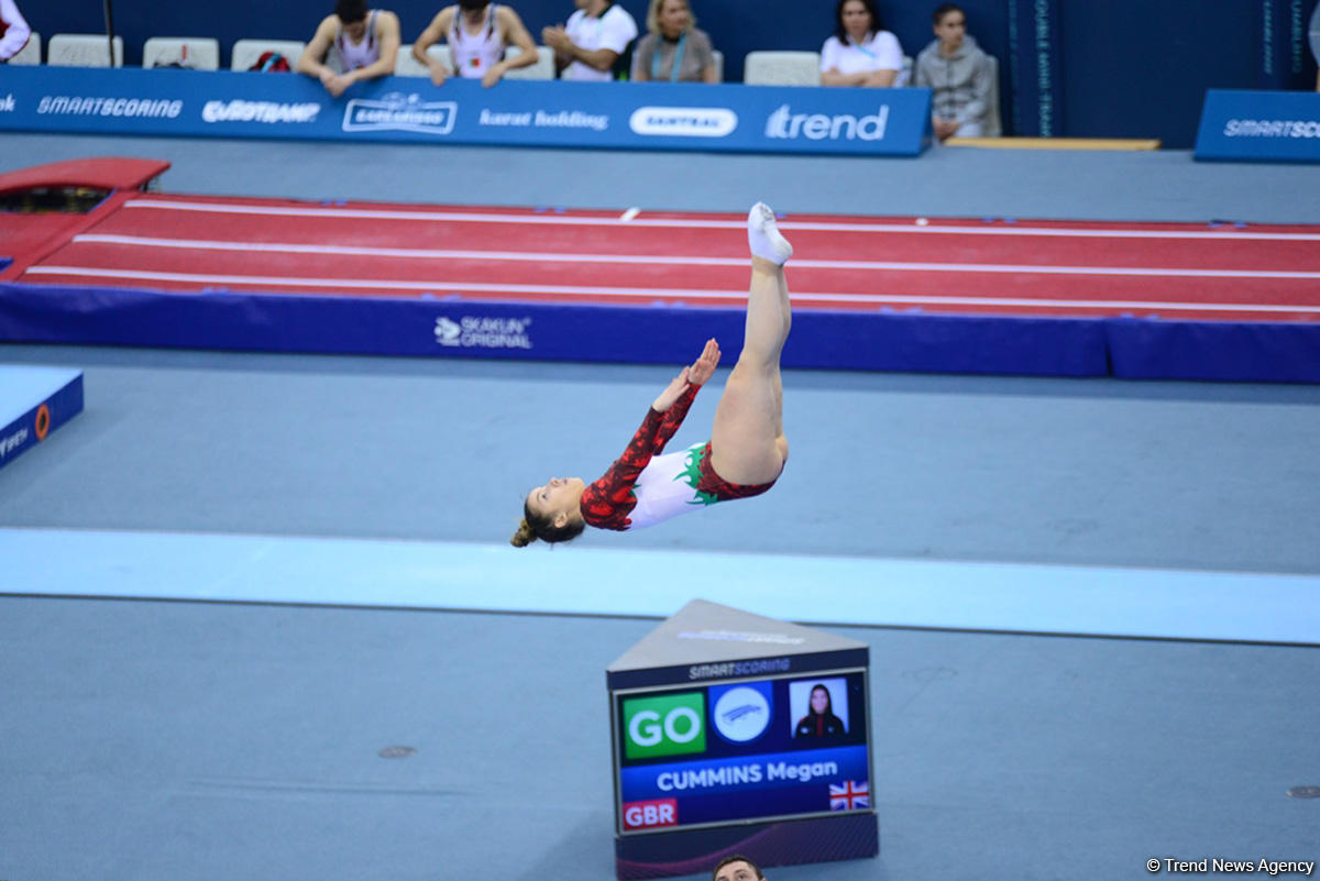 Bakıda batut gimnastikası və tamblinq üzrə Avropa çempionatında əsrarəngiz çıxışların FOTOLARI