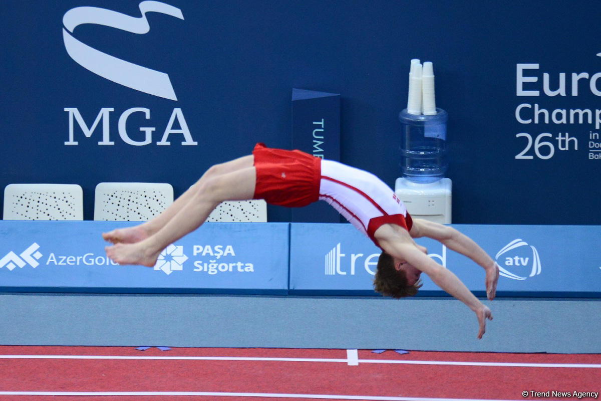 Bakıda batut gimnastikası və tamblinq üzrə Avropa çempionatında əsrarəngiz çıxışların FOTOLARI