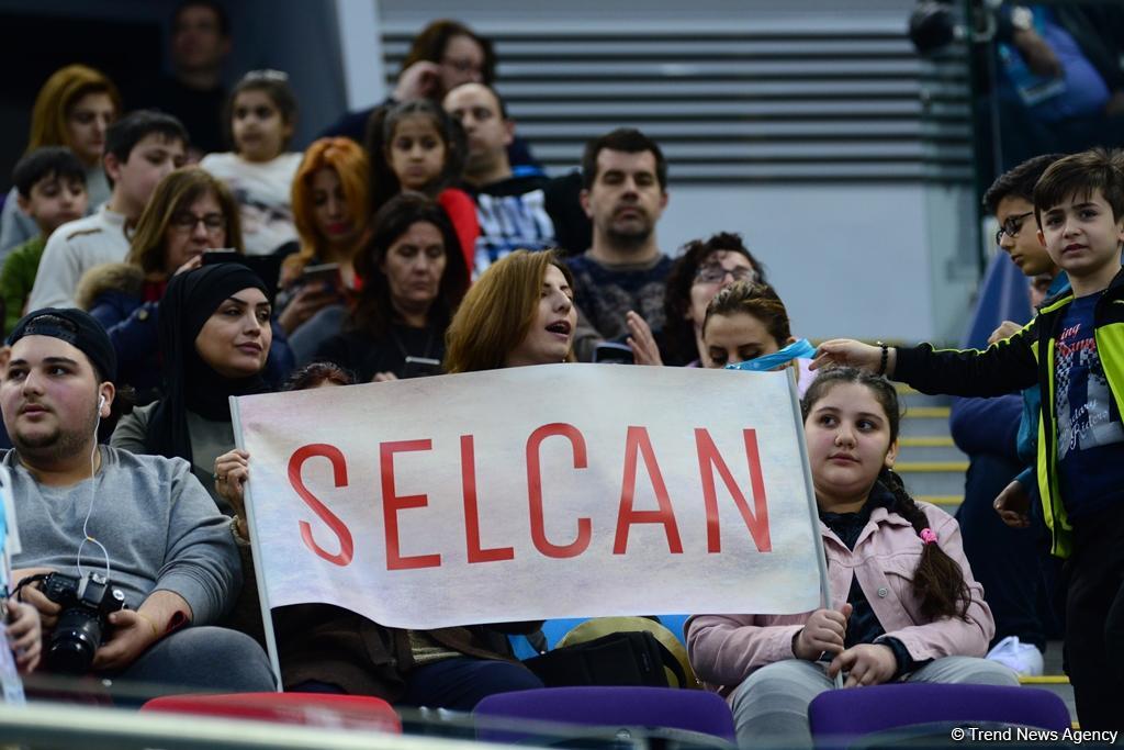 Bakıda batut gimnastikası və tamblinq üzrə Avropa çempionatında əsrarəngiz anların FOTOLARI