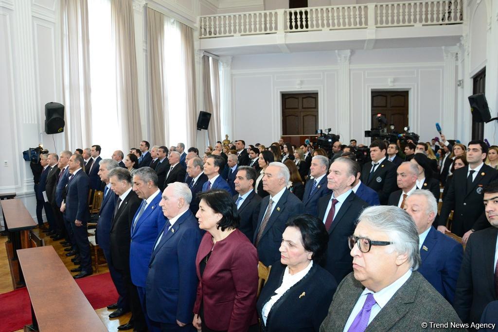 Konstitusiya Məhkəməsi Plenumu prezident seçkilərinin nəticələrini təsdiqlədi, İlham Əliyev Azərbaycan Prezidenti elan edildi (FOTO) (YENİLƏNİB-4)