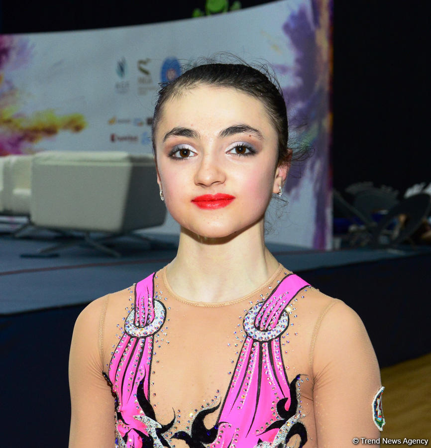 Azərbaycan gimnastı "AGF Junior Trophy"də topla hərəkətlərdə gümüş medal qazanıb