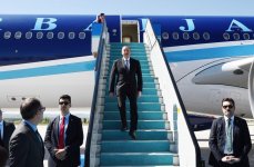 Azərbaycan Prezidenti İlham Əliyev Türkiyəyə rəsmi səfərə gəlib (FOTO)