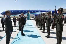 Azərbaycan Prezidenti İlham Əliyev Türkiyəyə rəsmi səfərə gəlib (FOTO)