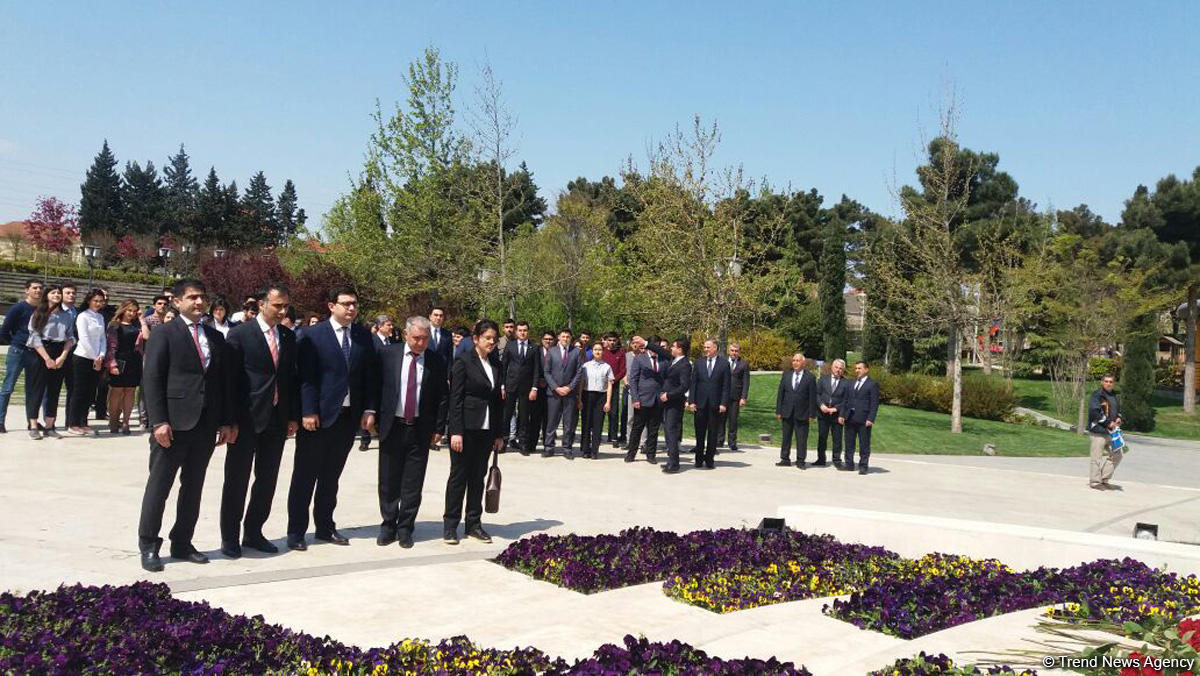 İşçi qrupu: Gələcəkdə ekshumasiya üçün itkin düşmüş şəxslərin ailə üzvlərindən, yaxın qohumlarından DNT nümunələri götürülür (FOTO)