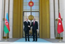 Prezident İlham Əliyevin Ankarada rəsmi qarşılanma mərasimi olub (FOTO)