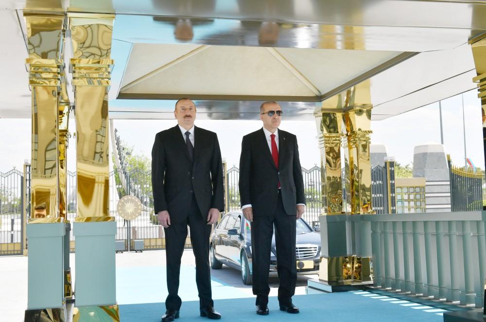 Prezident İlham Əliyevin Ankarada rəsmi qarşılanma mərasimi olub (FOTO)