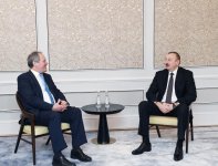 Prezident İlham Əliyev Britaniya parlamentinin bir qrup üzvü ilə görüşüb (FOTO)