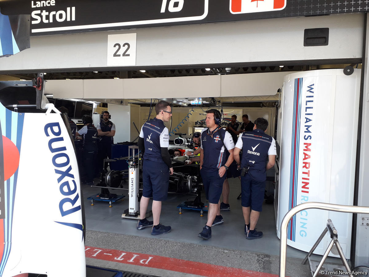 Bakıda Formula 1 bolidlərinin son hazırlıqları (FOTO)