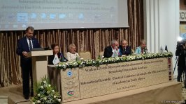 Bakıda akademik Zərifə Əliyevanın anadan olmasının 95-ci illiyinə həsr edilən beynəlxalq elmi konfrans keçirilib (FOTO)