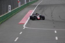 Bakıda Formula 1 pilotlarının sərbəst yürüşü başa çatdı (YENİLƏNİB) (FOTO)