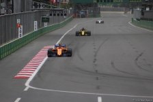 Bakıda Formula 1 pilotlarının sərbəst yürüşü başa çatdı (YENİLƏNİB) (FOTO)