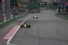 Bakıda Formula 1 pilotlarının sərbəst yürüşü başa çatdı (YENİLƏNİB) (FOTO)
