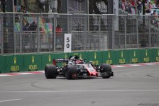 Bakıda Formula 1 pilotlarının sərbəst yürüşü başa çatdı (YENİLƏNİB) (FOTO)