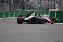 Bakıda Formula 1 pilotlarının sərbəst yürüşü başa çatdı (YENİLƏNİB) (FOTO)