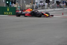 Bakıda Formula 1 pilotlarının sərbəst yürüşü başa çatdı (YENİLƏNİB) (FOTO)