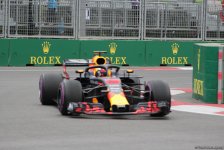 Bakıda Formula 1 pilotlarının sərbəst yürüşü başa çatdı (YENİLƏNİB) (FOTO)