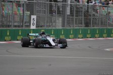 Bakıda Formula 1 pilotlarının sərbəst yürüşü başa çatdı (YENİLƏNİB) (FOTO)