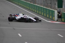 Bakıda Formula 1 pilotlarının sərbəst yürüşü başa çatdı (YENİLƏNİB) (FOTO)