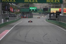 Bakıda Formula 1 pilotlarının sərbəst yürüşü başa çatdı (YENİLƏNİB) (FOTO)