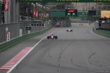 Bakıda Formula 1 pilotlarının sərbəst yürüşü başa çatdı (YENİLƏNİB) (FOTO)