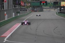 Bakıda Formula 1 pilotlarının sərbəst yürüşü başa çatdı (YENİLƏNİB) (FOTO)