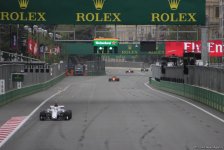 Bakıda Formula 1 pilotlarının sərbəst yürüşü başa çatdı (YENİLƏNİB) (FOTO)
