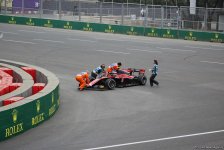 Bakıda Formula 2-nin birinci əsas yarışı başa çatıb (FOTO)