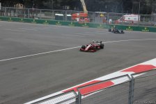 Bakıda Formula 2-nin birinci əsas yarışı başa çatıb (FOTO)