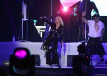 Kristina Aqileranın Bakıda Formula 1 Azərbaycan Qran-Prisi çərçivəsində əsrarəngiz şousu (FOTO)