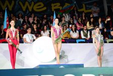 Bədii gimnastika üzrə Dünya Kubokunda gimnastların mükafatlandırılması mərasimi keçirilib (FOTO)