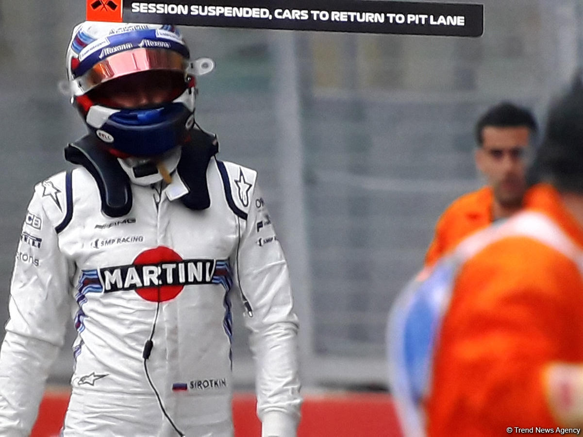 Formula 1-də rusiyalı pilot qəza törətdi (FOTO)