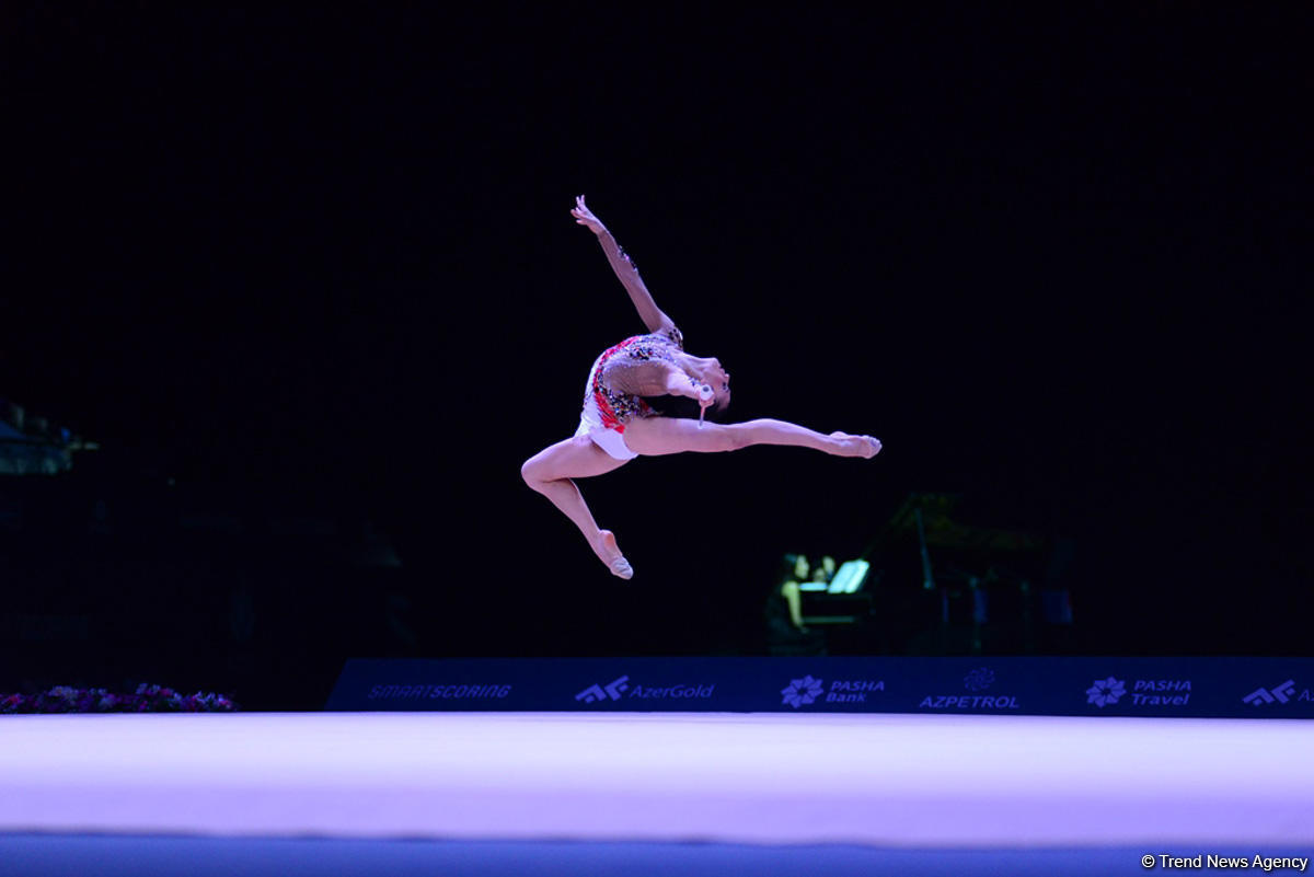 Bakıda bədii gimnastika üzrə Dünya Kubokunda ikinci yarış günü başladı (FOTO)