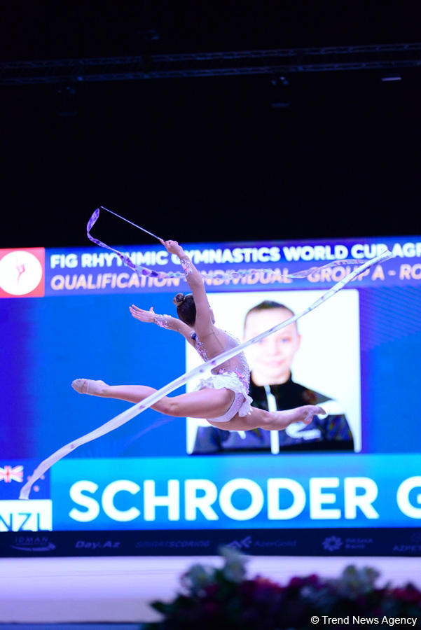 Bakıda bədii gimnastika üzrə Dünya Kubokunda ikinci yarış günü başladı (FOTO)