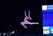 Bakıda bədii gimnastika üzrə Dünya Kubokunun üçüncü yarış günündə ən gözəl məqamlar (FOTO)