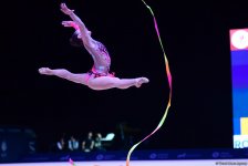 Bakıda bədii gimnastika üzrə Dünya Kubokunun üçüncü yarış günündə ən gözəl məqamlar (FOTO)