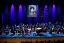 Gəncədə Zərifə Əliyevanın xatirəsinə həsr edilmiş “Zəriflik” Beynəlxalq Musiqi Festivalının açılışı olub (FOTO)