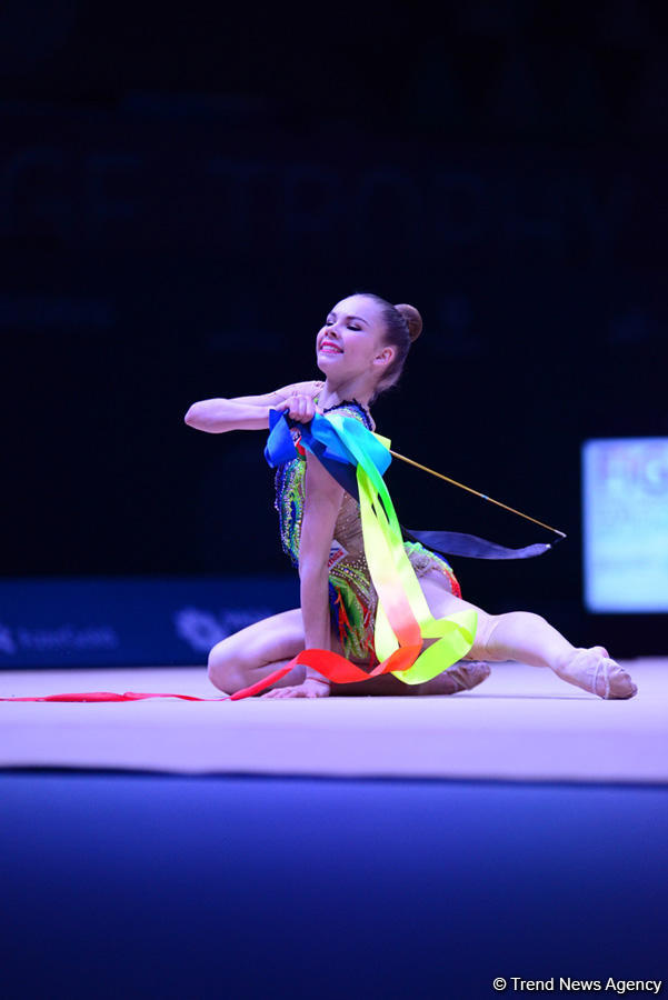 Bakıda bədii gimnastika üzrə Dünya Kubokunun üçüncü yarış günündə ən gözəl məqamlar (FOTO)