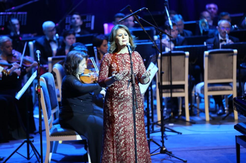Gəncədə Zərifə Əliyevanın xatirəsinə həsr edilmiş “Zəriflik” Beynəlxalq Musiqi Festivalının açılışı olub (FOTO)