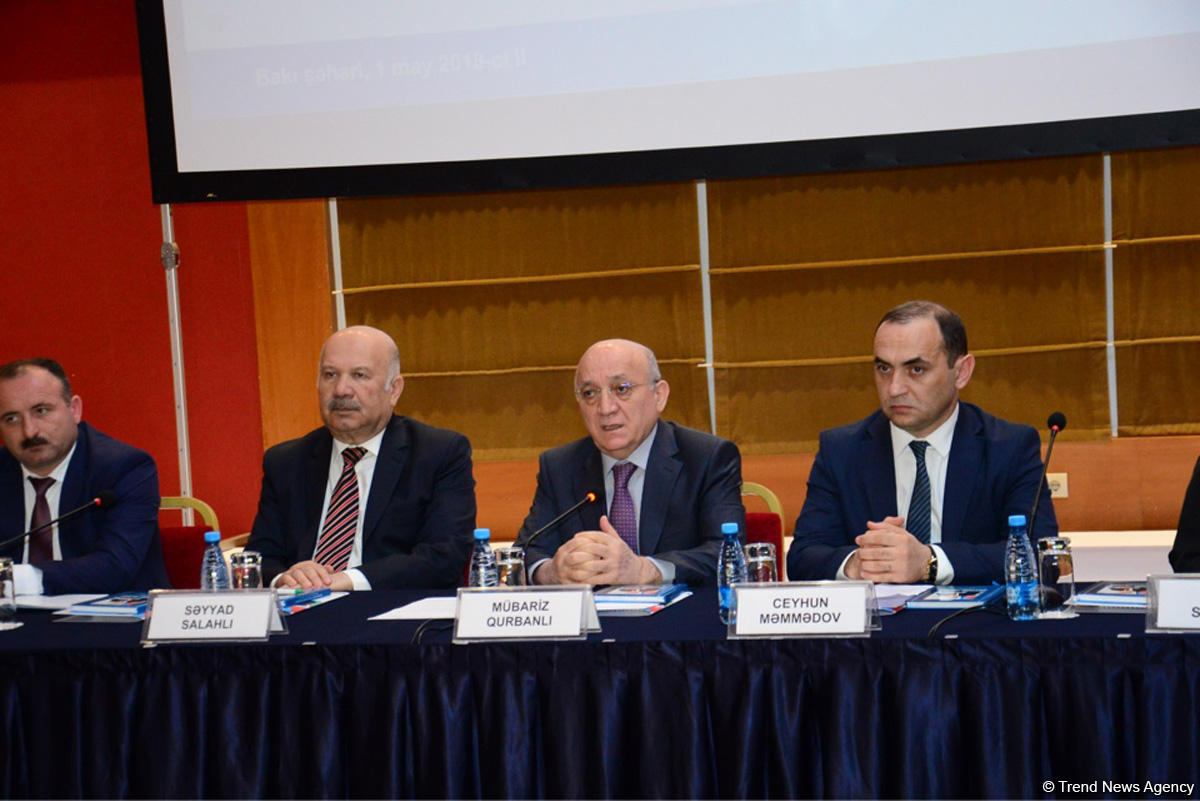 "Heydər Əliyev və milli-mənəvi dəyərlər" adlı konfrans keçirilir (FOTO)