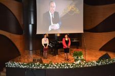 Beynəlxalq Muğam Mərkəzində ümummilli lider Heydər Əliyevin 95 illik yubileyi qeyd edilib (FOTO)