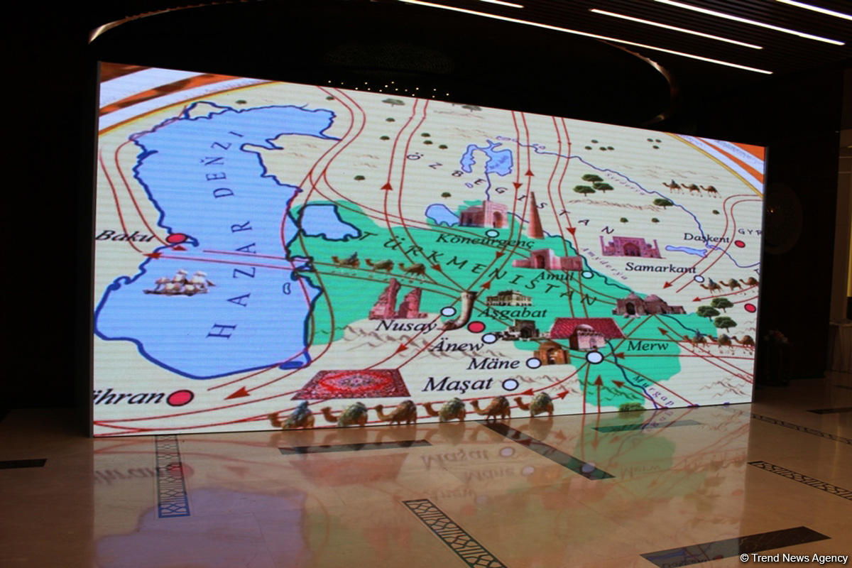 Türkmənbaşı limanı dənizə çıxışı olmayan region ölkələrinə yeni imkanlar açır (FOTO)
