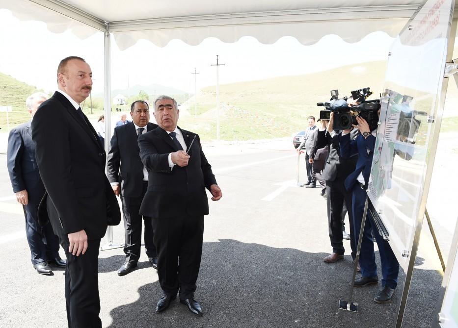 Prezident İlham Əliyev Xızıda avtomobil yolunun açılışında iştirak edib (FOTO) (YENİLƏNİB)