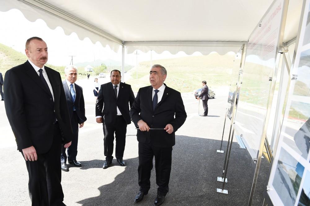 Prezident İlham Əliyev Xızıda avtomobil yolunun açılışında iştirak edib (FOTO) (YENİLƏNİB)